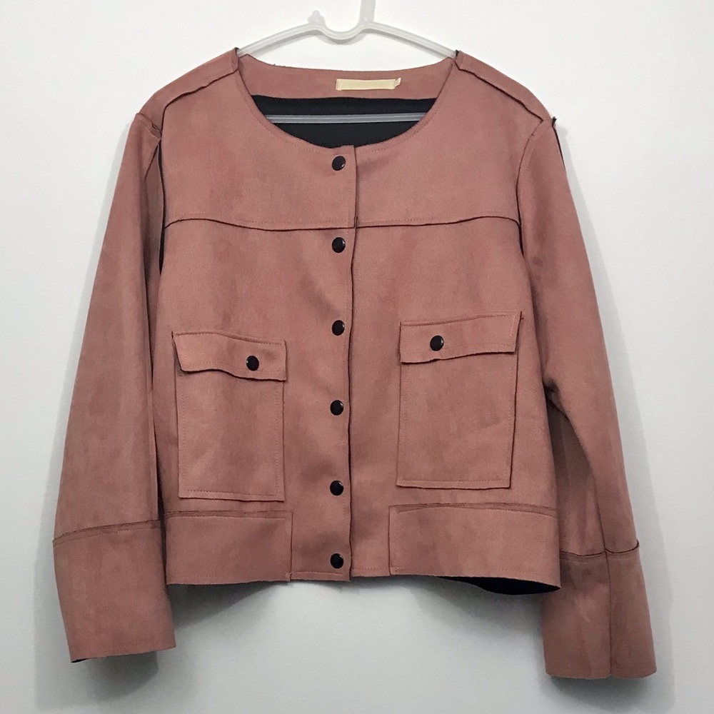 BEAUTIFUL NEW JACKET FOR WOMEN!